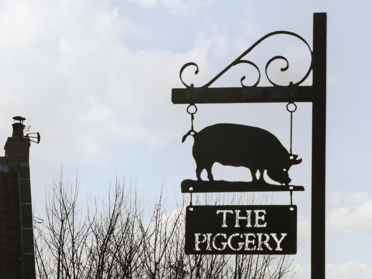 The Piggery Vila Whitby Exterior foto