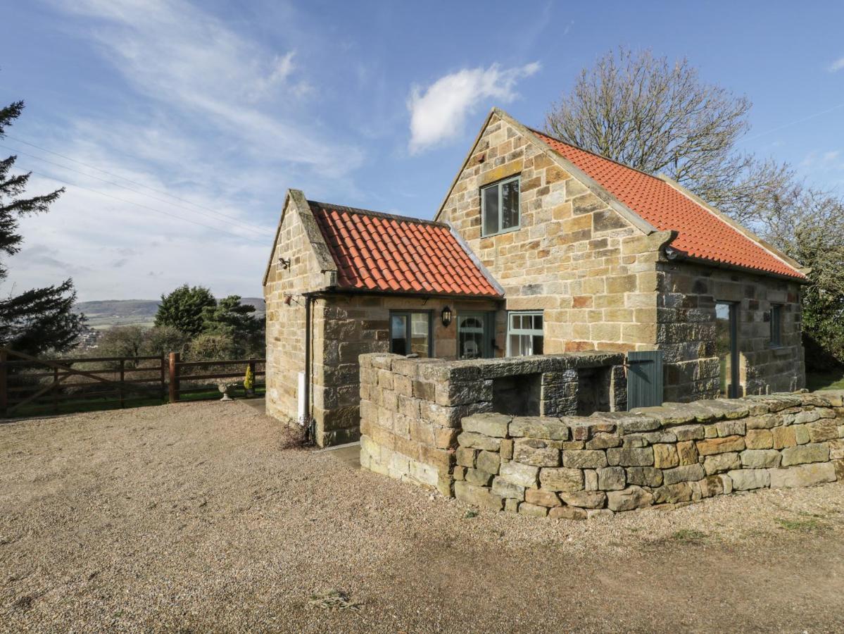 The Piggery Vila Whitby Exterior foto